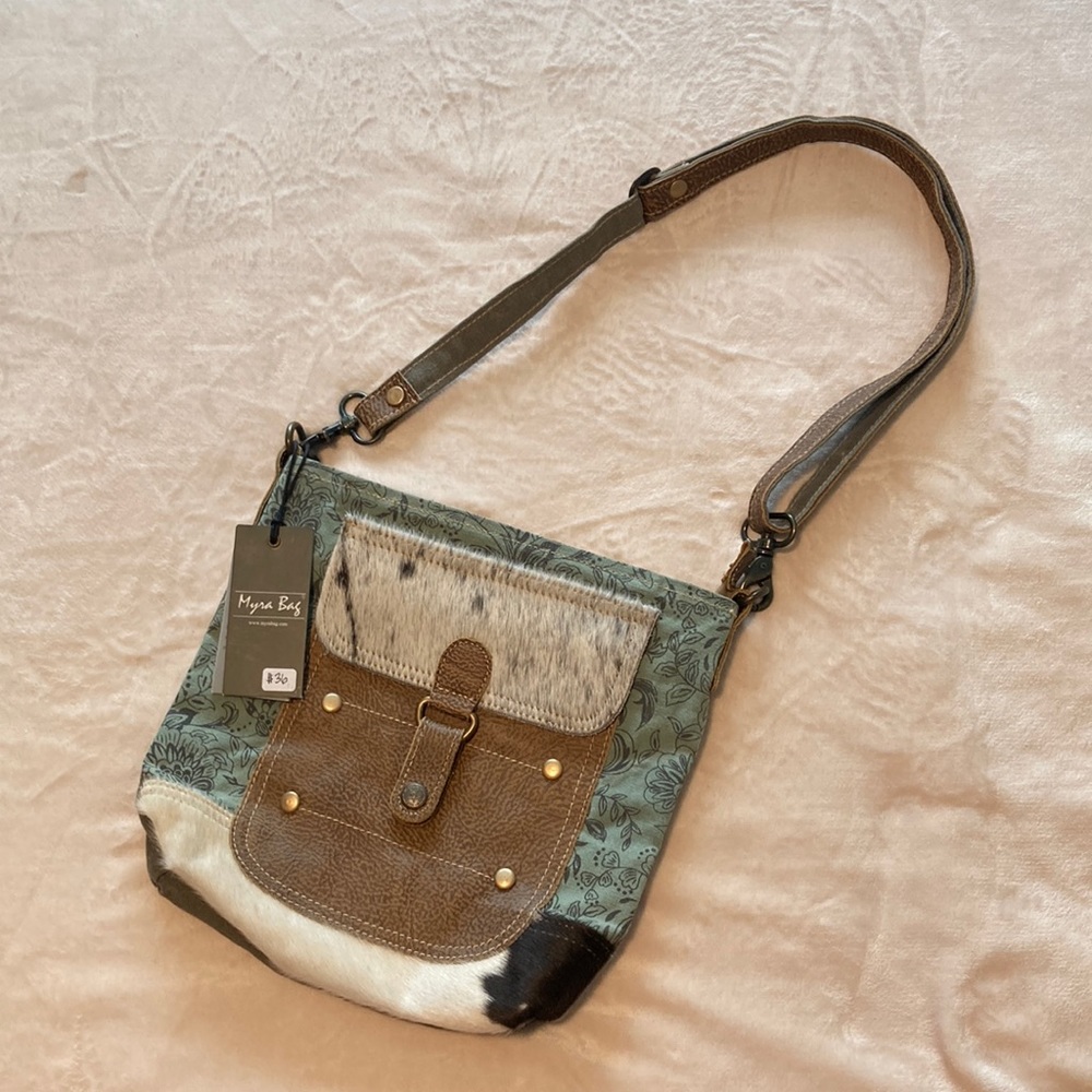Myra Bag Eau De Nil Shoulder Bag